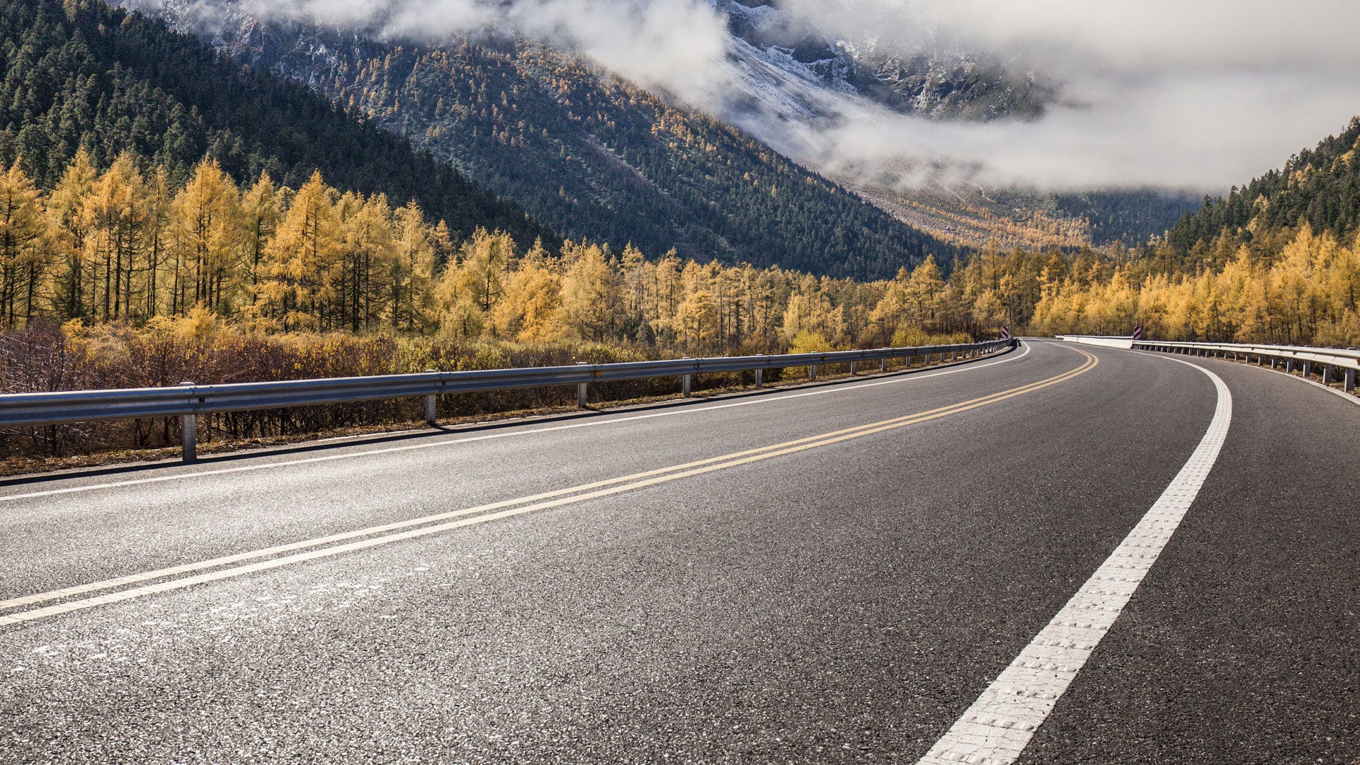 Picture of highway in the mountains