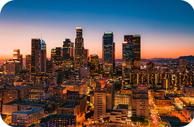 Skyline de Los Ángeles al atardecer.