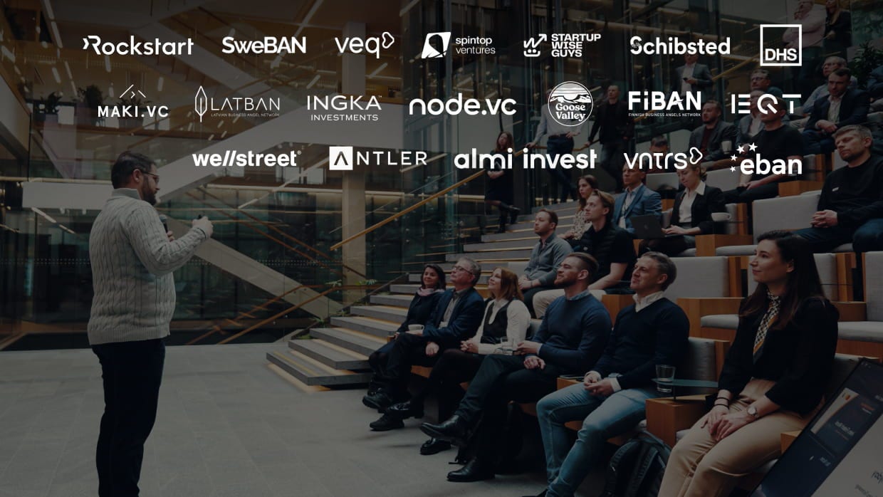 investors sitting in the hall