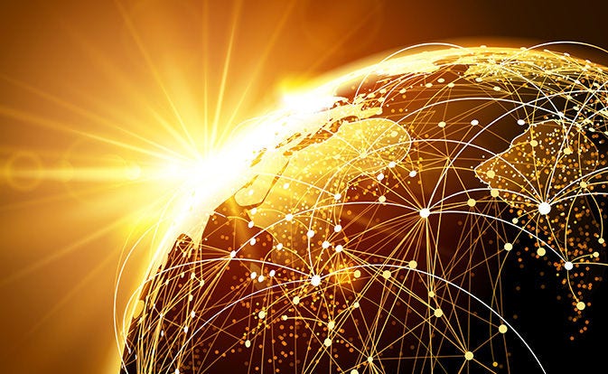 Globo con líneas brillantes que representan la seguridad de la red.