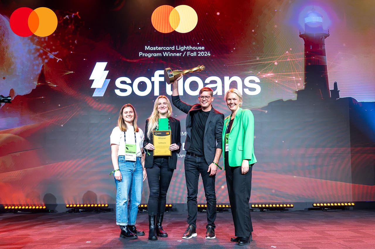 softloans team winners on stage