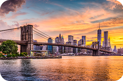Línea del horizonte de Nueva York al atardecer.
