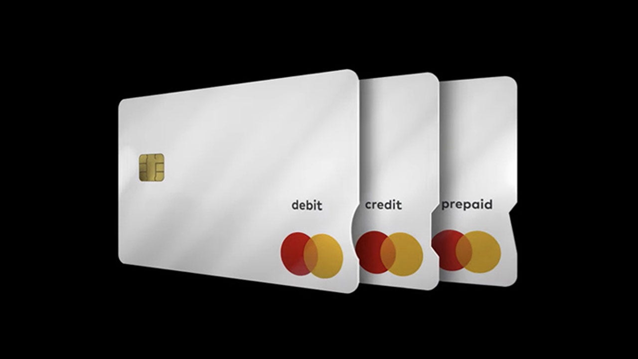 Tres tarjetas Mastercard con la muesca de Touch Card.